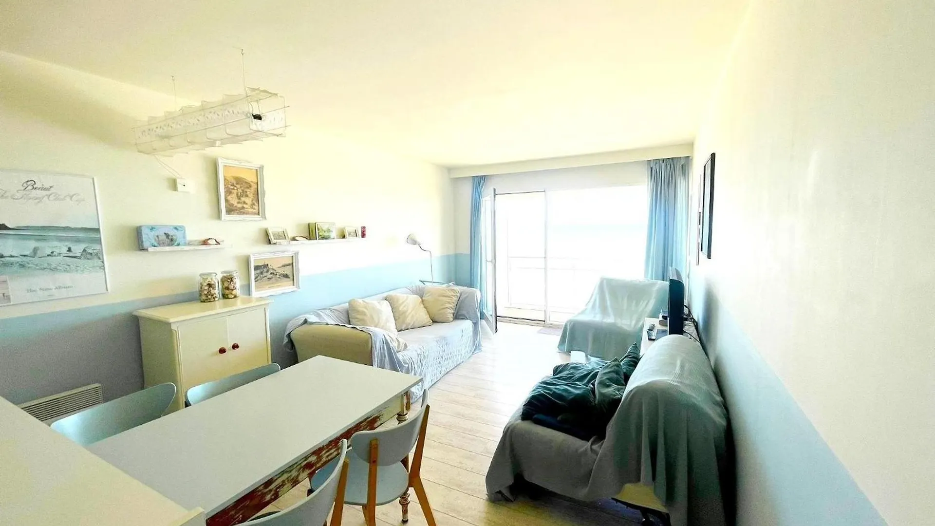 Cozy One-Bedroom Apartment With Sea View Middelkerke