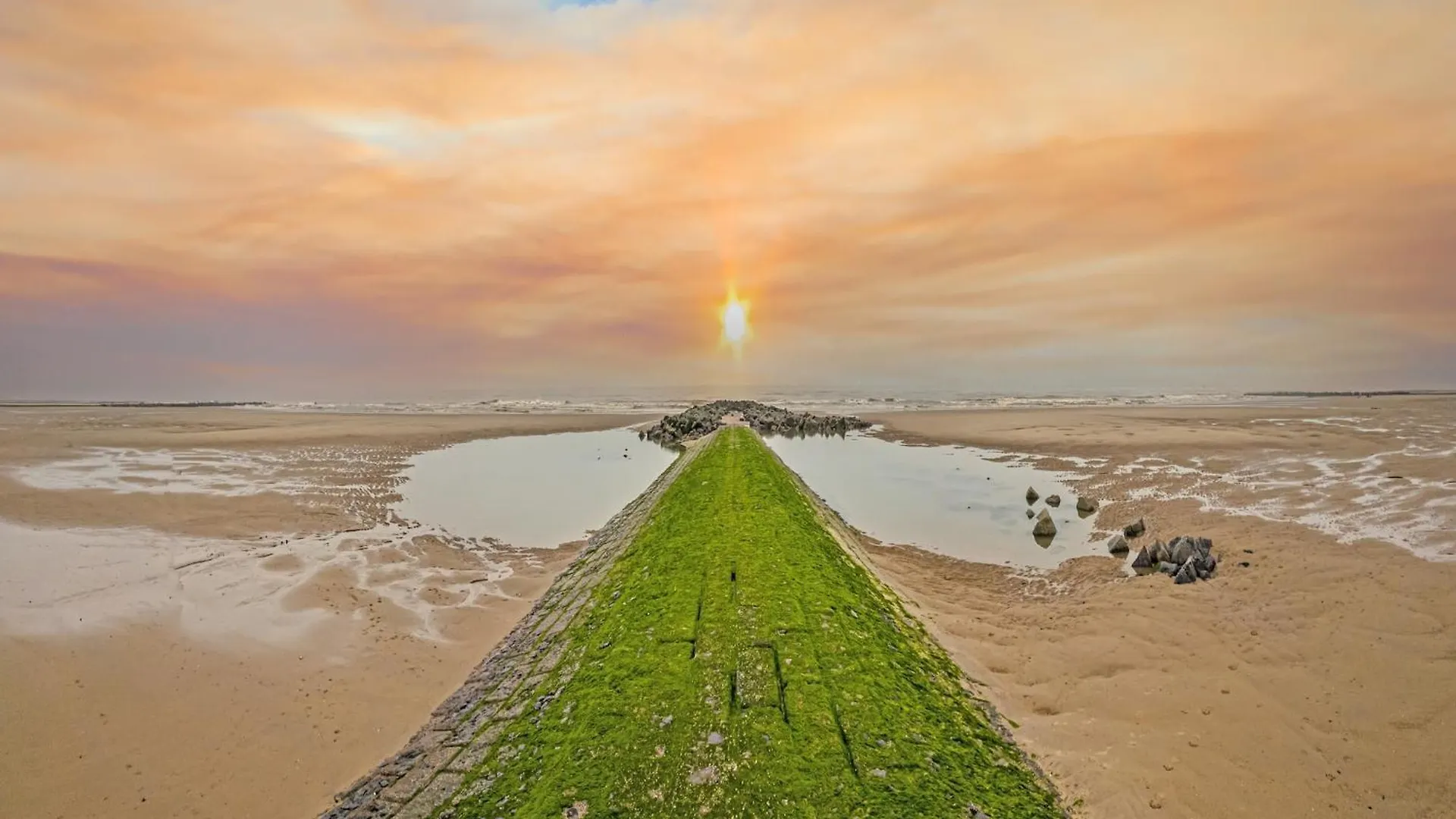 Cozy One-Bedroom Apartment With Sea View Middelkerke
