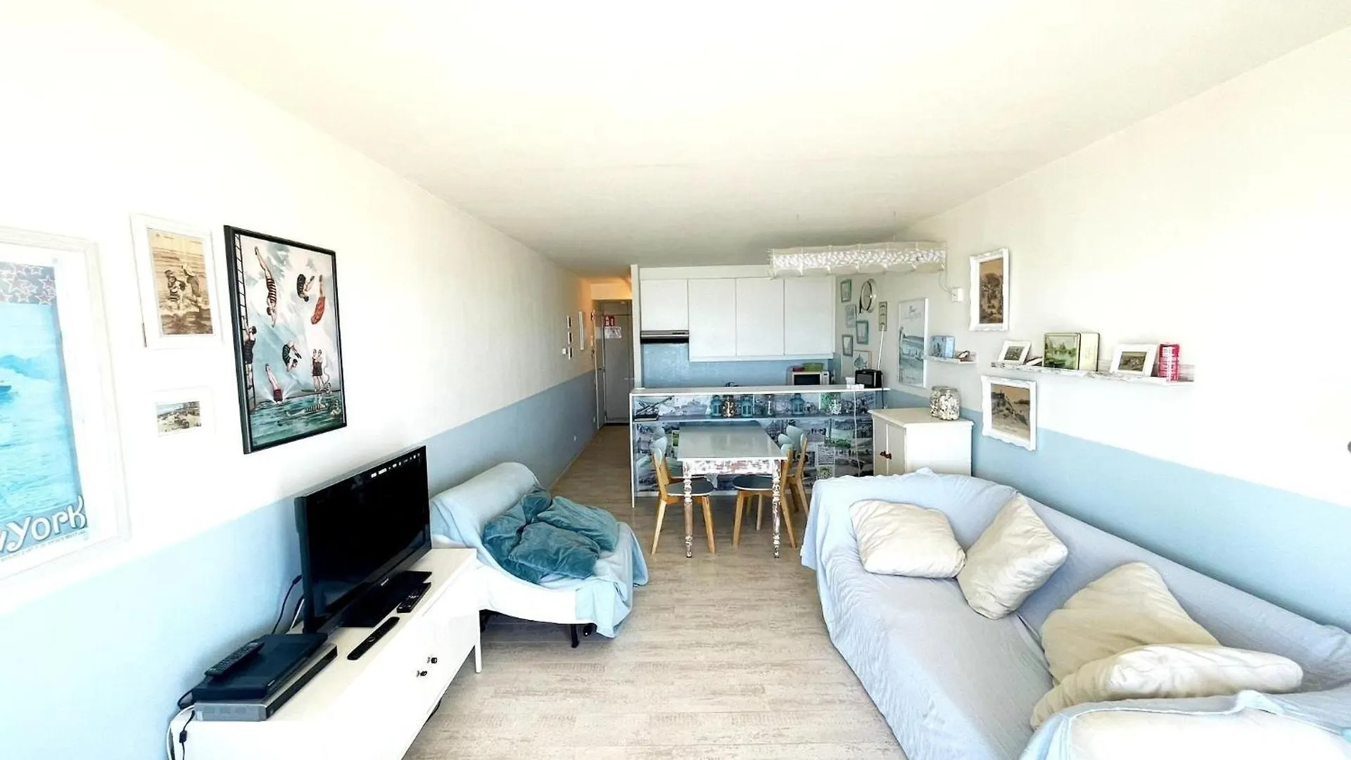 Cozy One-Bedroom Apartment With Sea View Middelkerke