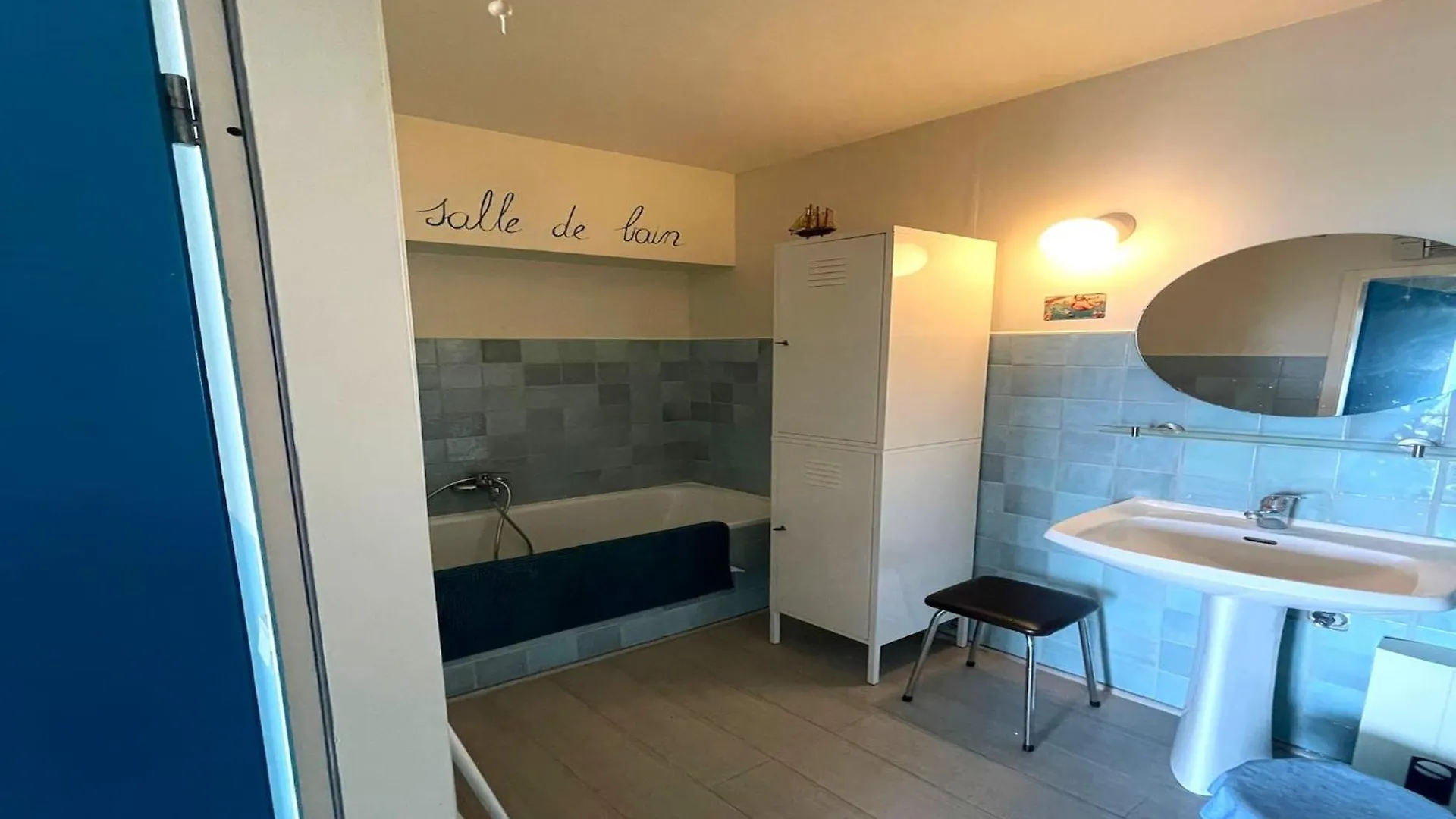 Cozy One-Bedroom Apartment With Sea View Middelkerke Belgium